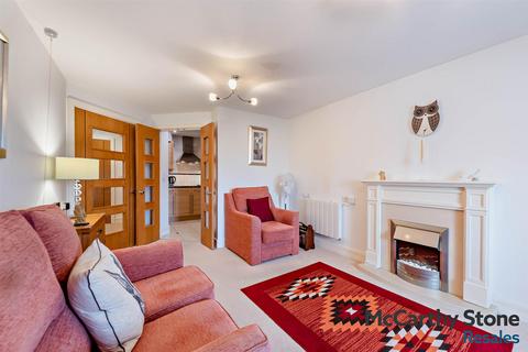 1 bedroom apartment for sale, Claridge House, Church Street, Littlehampton