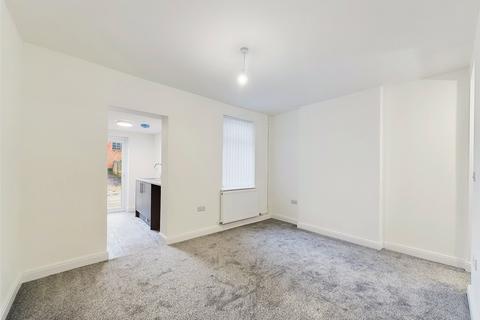 84 India Road, Gloucester, GL1 4DL
