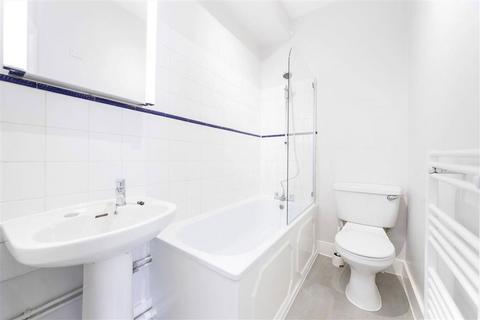 Studio to rent, Montagu Mews South, London W1H