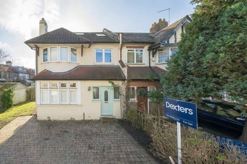 4 bedroom end of terrace house for sale, Cecil Road, London W3