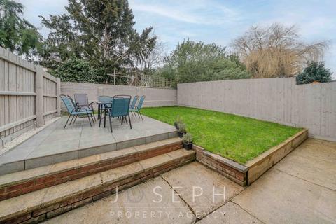 12 Upton Close, Ipswich, IP4 2QQ