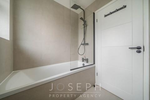 12 Upton Close, Ipswich, IP4 2QQ