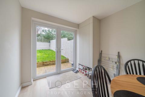 12 Upton Close, Ipswich, IP4 2QQ
