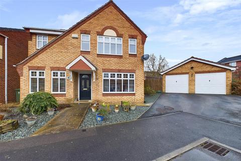 4 bedroom detached house for sale, Balmoral Drive, Newark