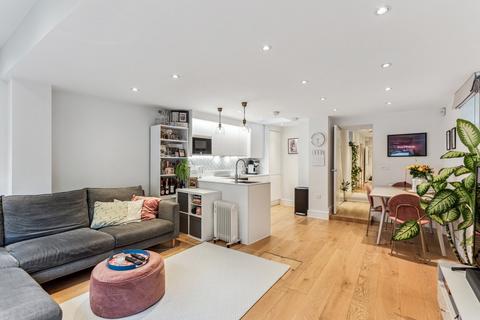 2 bedroom apartment for sale, Cathnor Road, London W12