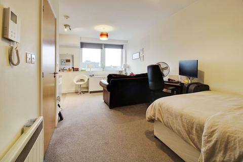 1 bedroom apartment for sale, Farnsby Street, Swindon SN1