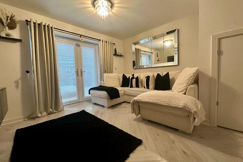 2 bedroom semi-detached house for sale, Mallard Way, North Walbottle, Newcastle upon Tyne, NE15