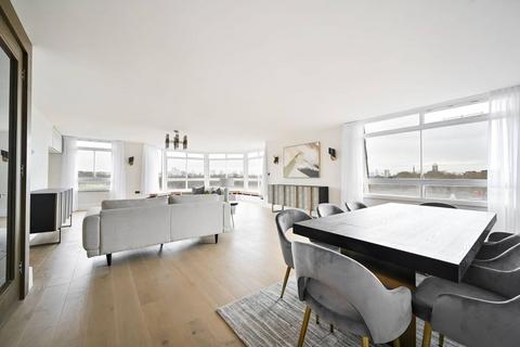 4 bedroom penthouse to rent, Kensington Road, Kensington, London, W8