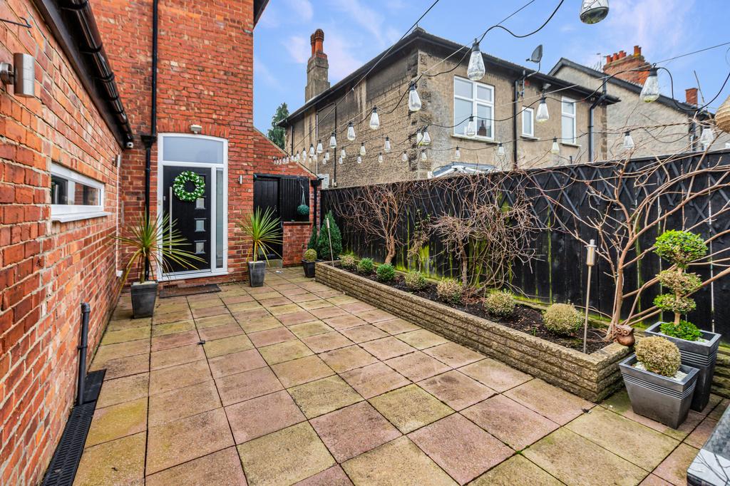 Rear Courtyard