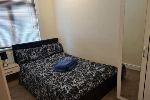 1 bedroom in a house share to rent, Harrow HA3