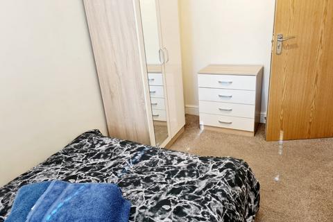 1 bedroom in a house share to rent, Harrow HA3