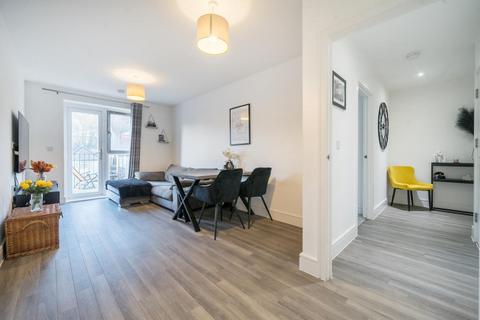 1 bedroom flat for sale, High Wycombe,  Town Centre,  Buckinghamshire,  HP11