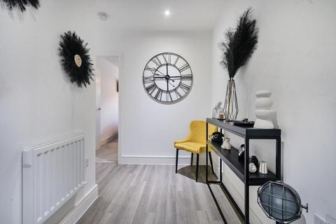 1 bedroom flat for sale, High Wycombe,  Town Centre,  Buckinghamshire,  HP11