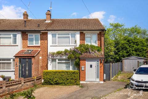 7 Dukes Close, North Weald, Epping, CM16 6DA