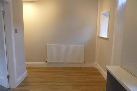 2 bedroom terraced house to rent, Leamington Road, Ilkley LS29