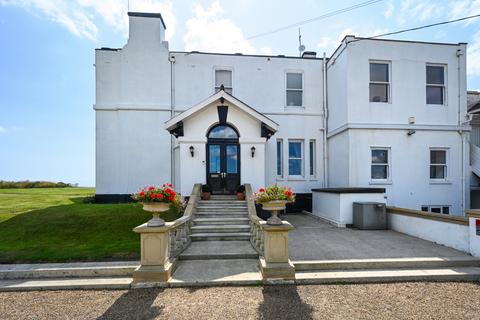 undefined, New Dover Road, Capel-Le-Ferne, CT18