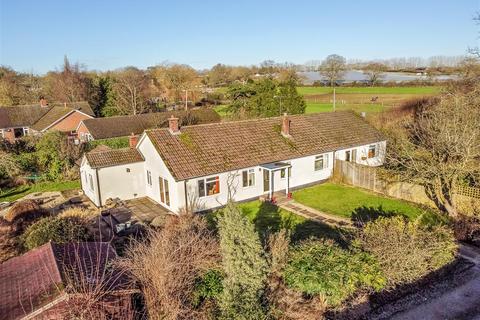 5 bedroom farm house for sale, Tutts Lane, West Wellow