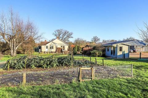 5 bedroom farm house for sale, Tutts Lane, West Wellow