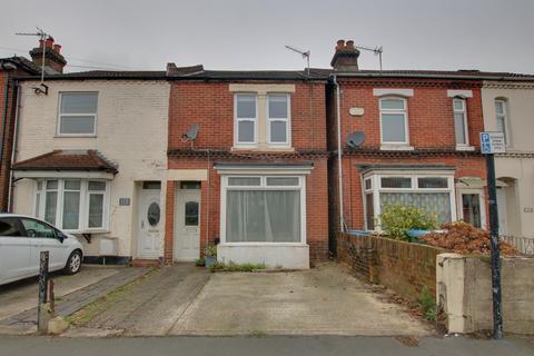 3 bedroom terraced house for sale, Priory Road, St Denys.