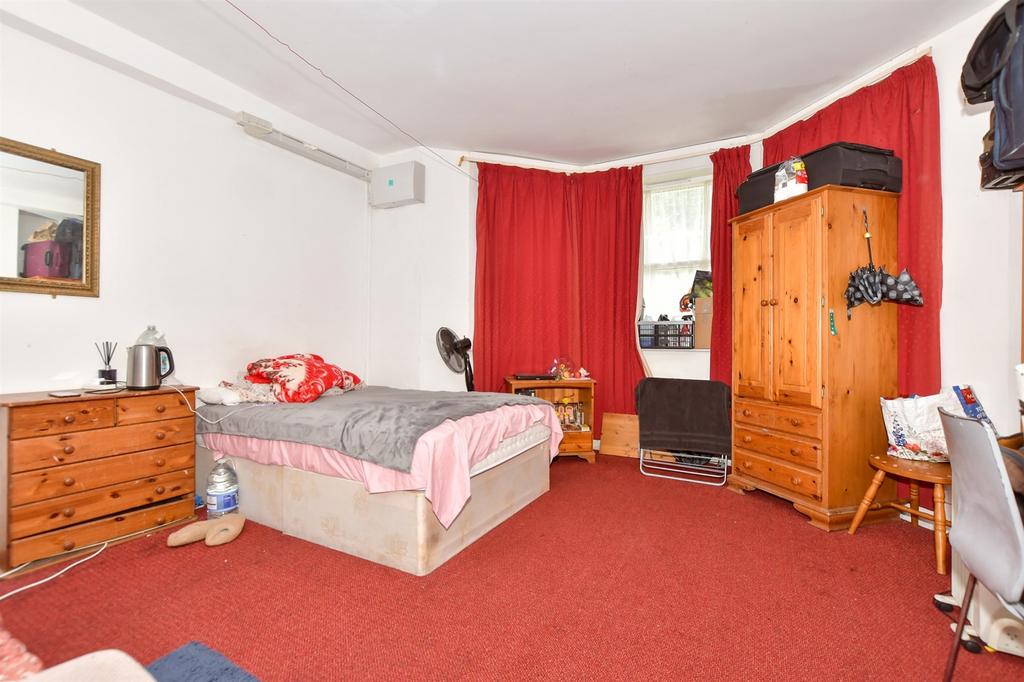 Lounge/ Bedroom