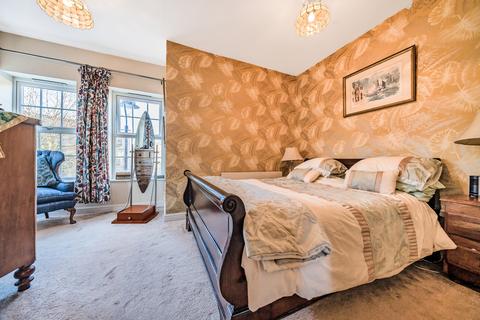 1 Eleanor Walk, Greenhithe, DA9 9FZ
