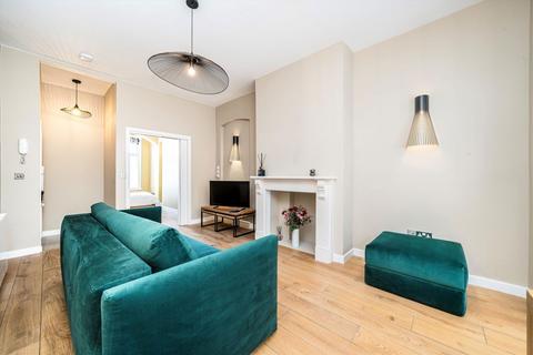 2 bedroom flat for sale, Woodland Rise, London N10