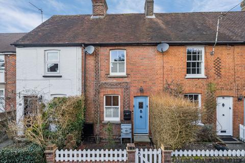 2 bedroom terraced house for sale, Shepherds Lane, Beaconsfield, HP9