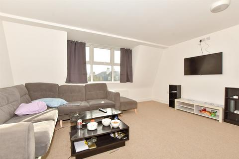 3 bedroom apartment for sale, Trinity Crescent, Folkestone, Kent