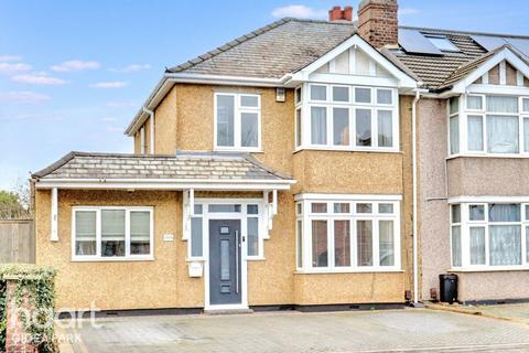 4 bedroom semi-detached house for sale, Brentwood Road, Gidea Park