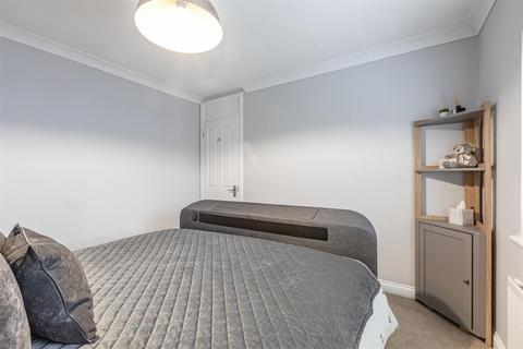 143 High Road, Byfleet, West Byfleet, KT14 7RJ