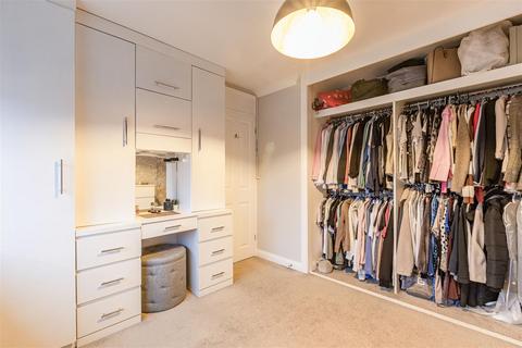 143 High Road, Byfleet, West Byfleet, KT14 7RJ