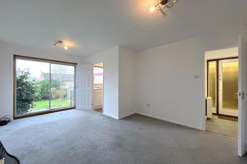 35 Crane Close, Warwick, CV34 5HA