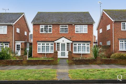 4 bedroom detached house for sale, Capel Road, Sittingbourne, Kent, ME10