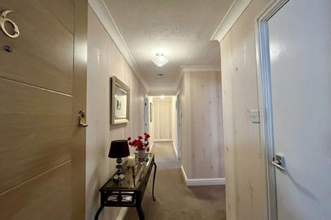 2 bedroom apartment for sale, Westcliffe Road, Southport, PR8 2BL