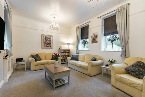 5 Redwood Close, Sidcup, DA15 8WP