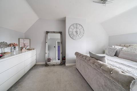 22 Ditton Road, Datchet, Slough, SL3 9LR