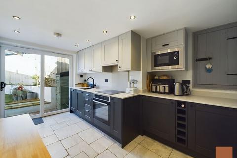 24 Vicarage Road, St Agnes, TR5 0TL
