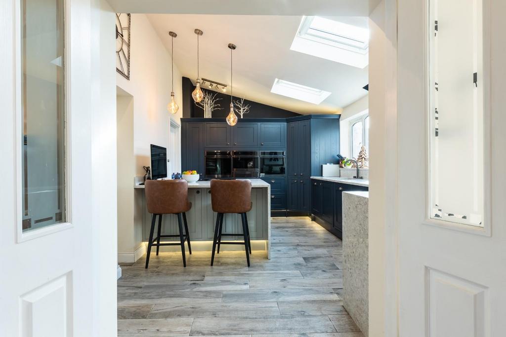 Kitchen-7.jpg