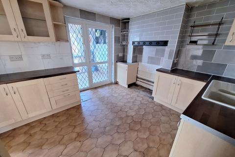 3 bedroom end of terrace house for sale, Brookside Avenue, Whoberley, Coventry, CV5 8AD