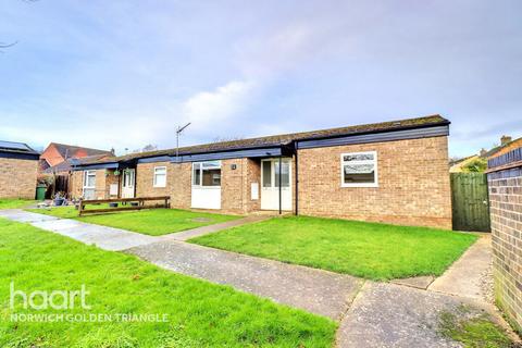 2 bedroom semi-detached bungalow for sale, Clarkes Close, Norwich