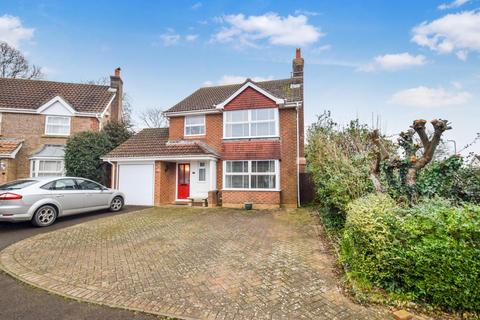 4 bedroom detached house for sale, Dallaway Drive, Pevensey BN24