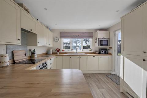 3 bedroom semi-detached house for sale, Elmswell Road, Wetherden