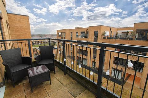 1 bedroom flat for sale, 190 London Road, Wallington SM6