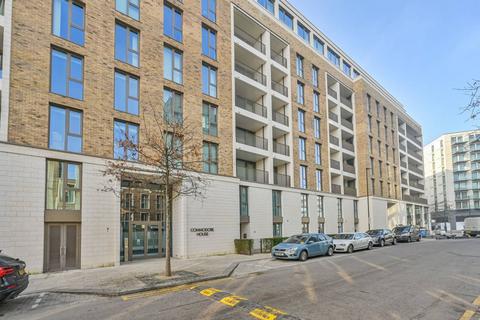 1 bedroom flat to rent, Commodore House, Royal Docks, London, E16