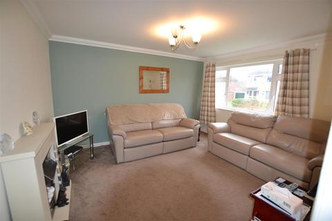 3 bedroom semi-detached house for sale, Buckfield Road, Leominster