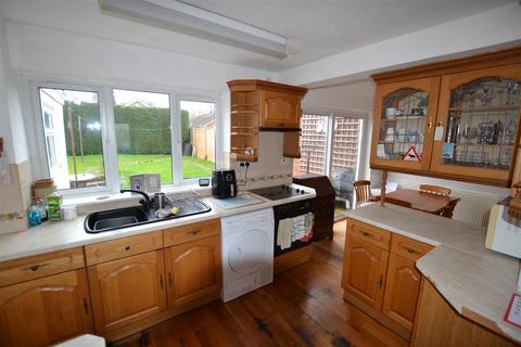 3 bedroom semi-detached house for sale, Buckfield Road, Leominster