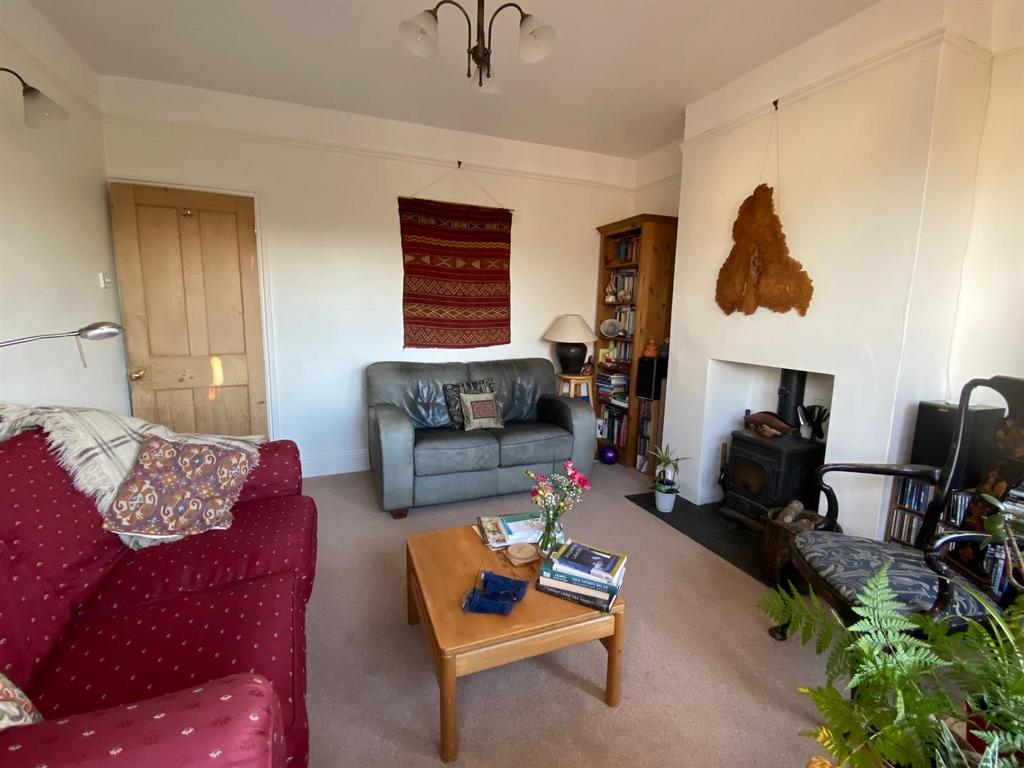 Living Room.jpg