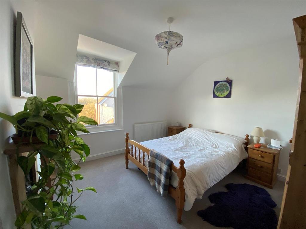 Bedroom One.jpg