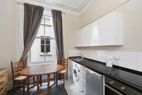 Studio to rent, De Vere Gardens, South Kensington, London, W8