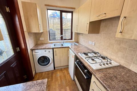 3 bedroom semi-detached house for sale, Fenny Royd, Halifax HX3